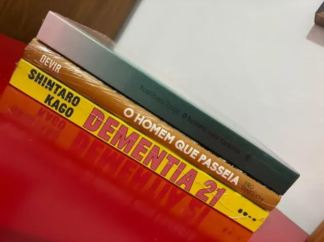 Kit com 3 mangás - Edições Únicas - Lacrados