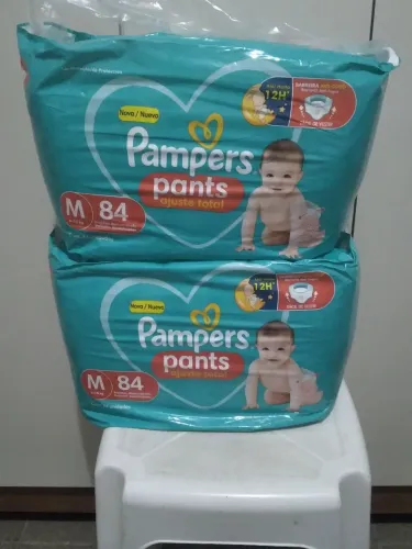 Fralda Pampers Pants M 84und R$ 125,00 ( 1 pacote)