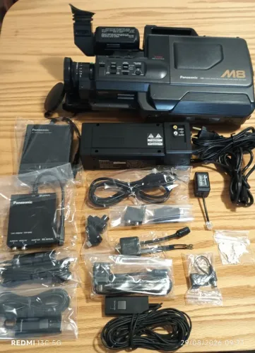 Filmadora Panasonic M8 VHS Movie Vintage + Acessórios - Completa