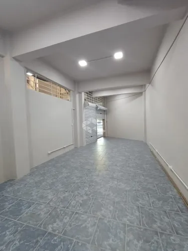 Loja ou depósito na Av. Joao pessoa em frente à Redenção no Bairro Cidade Baixa