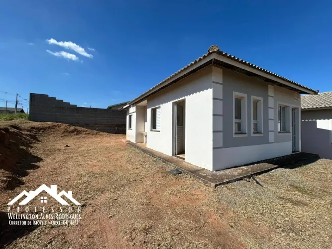 Casa de esquina à venda no Jardim Primavera em Limeira-SP