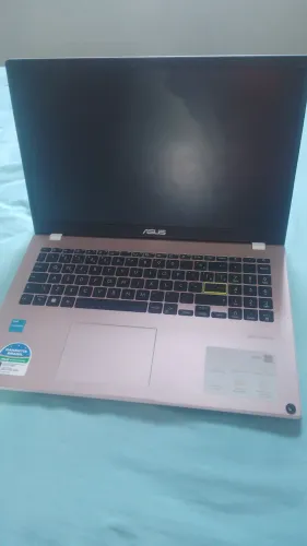 Notebook da Asus em ótimo estado