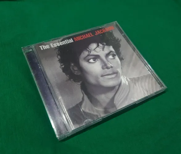 2 CDs The essencial Michael Jackson