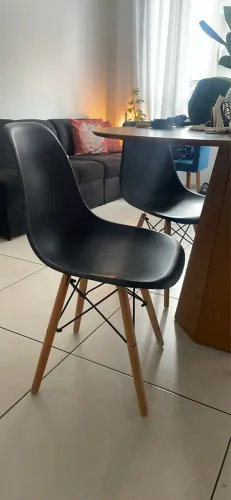 Vendo 4 cadeiras, somente cadeiras!