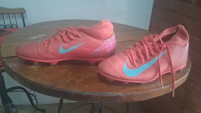 Nike mercurial 41 original