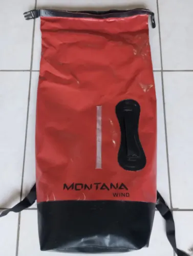 Mochila Montana Impermeável 26L. 