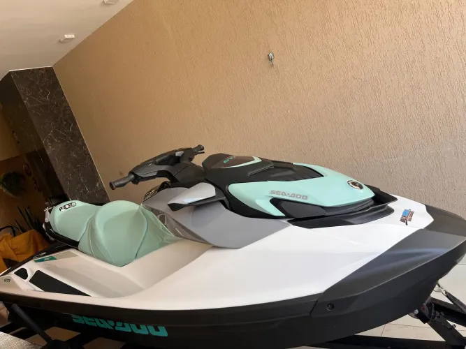 Jet ski 2025 gti "garantia de fabrica." 9 horas de uso