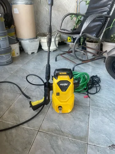 Lavadora de Alta Pressão Vonder LAV 1300 - Pouco Usada