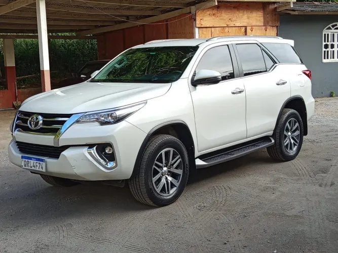 Toyota Hilux SW4 SRX 4X4 2.8 TDI 16V Dies. Aut. 2020