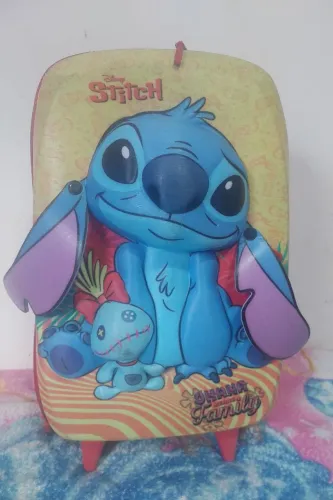 Vendo mochila de rodinha stitch 