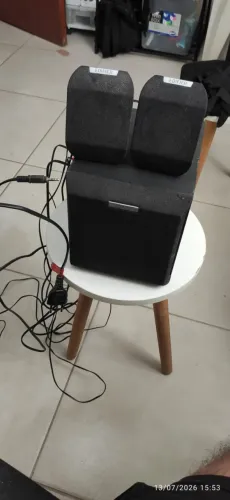 Caixa de Som 2.1 Multimídia para PC Edifier X100B Bivolt 15W RMS - Woofer de 3" Preta