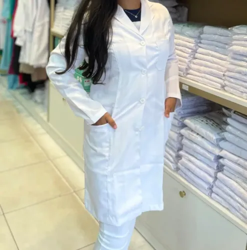 Jaleco branco feminino