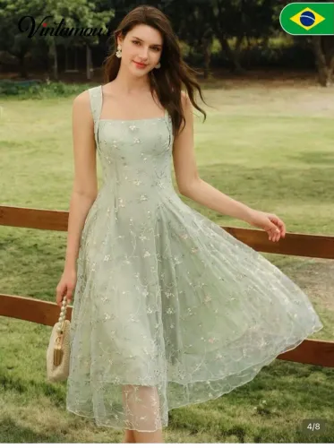 Vestido incrível super meigo.
