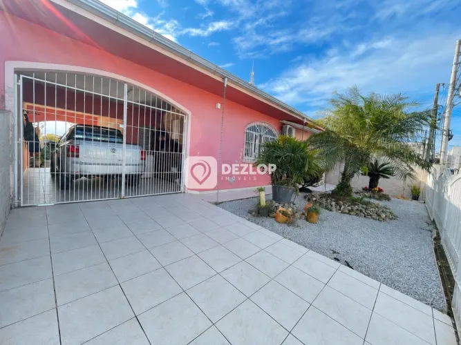 Casa à venda em Vendaval, Biguaçu - SC | 3 Quartos sendo 1 Suíte