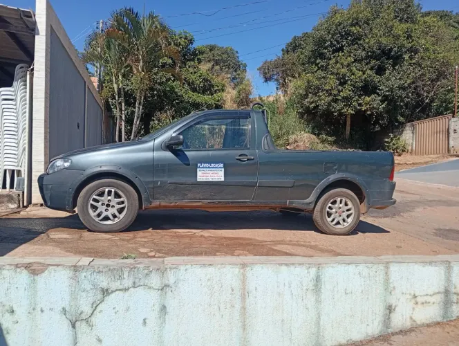 Fiat Strada 1.4 MPI Fire Flex 8V CS 2009