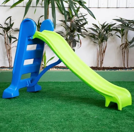 Escorregador infantil