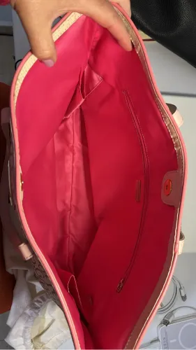 Bolsa de ombro média Victor Hugo