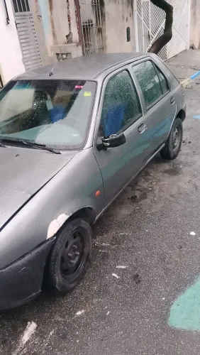 Ford Fiesta Class 1.0 4P 2000
