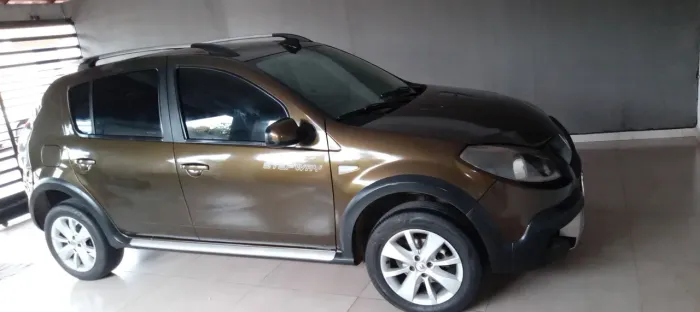 Renault Sandero Stepway Hi-flex 1.6 16V 5P Aut. 2014