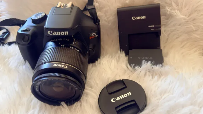Canon EOS REBEL T100 