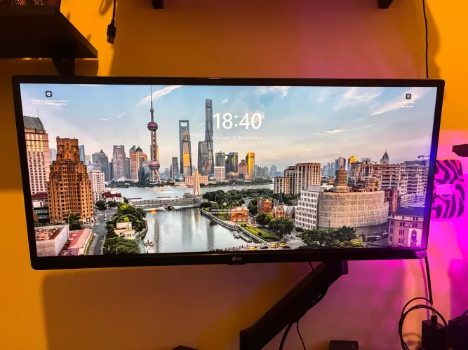 25? LG 21:9 UltraWide? Full HD IPS Monitor 25UM58
