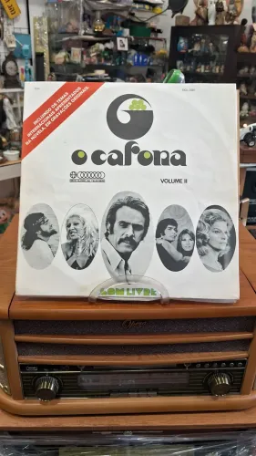 Lp vinil sonora internacional da telenovela brasileira "O Cafona", Volume II.