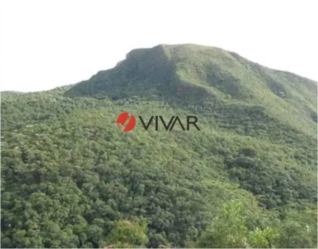 Lote à venda no condomínio Veredas das Gerais.