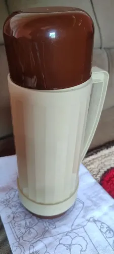 Garrafa Térmica de Café