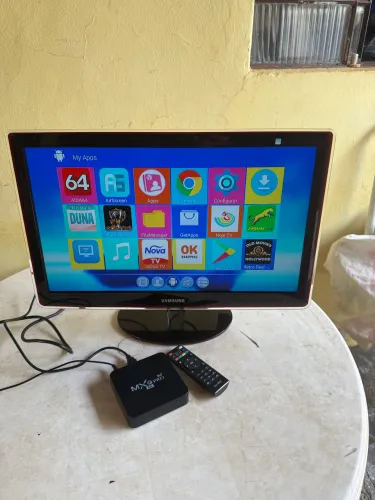 Tv Samsung 28 polegadas + aparelho smart