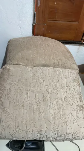 Sofá dois lugares 