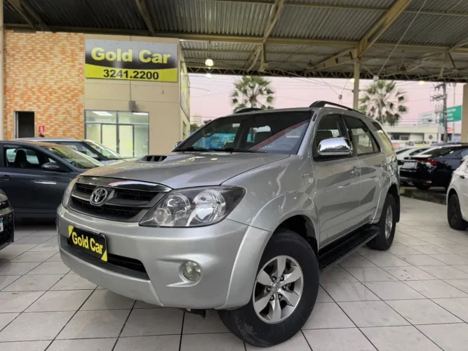 Toyota Hilux SW4 SRV D4-d 4X4 3.0 TDI Dies. AUT 2006