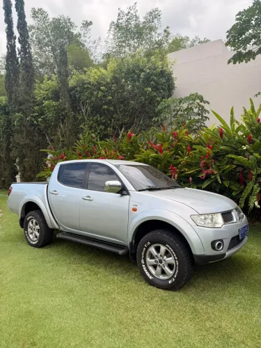 Mitsubishi L200 Triton HPE 3.2 CD TB Int.diesel AUT 2013
