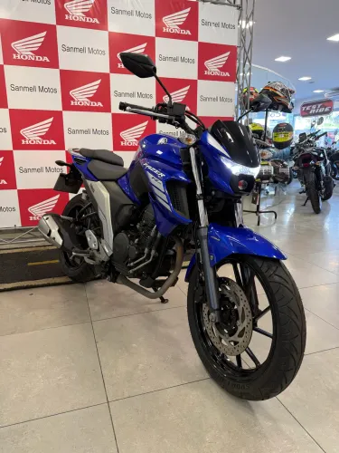 Yamaha FZ25 2023 3700km apenas