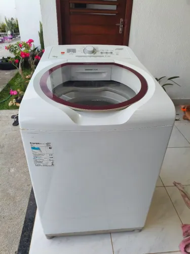 Máquina de lavar Brastemp 15kg, cesto de inox.