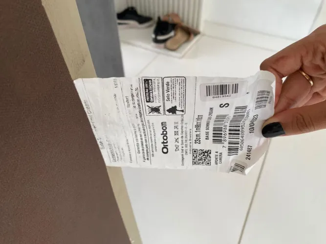 Base Box couro e colchão viúvo ortobom seminovo 