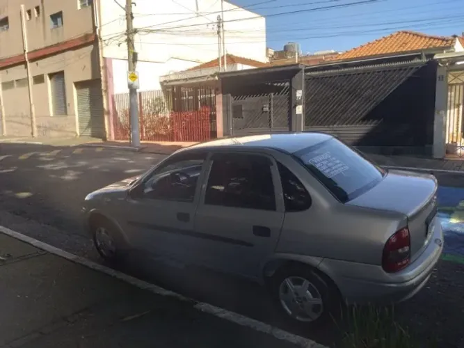 Chevrolet Corsa Sedan Super/ Classic 1.6 MPFI 8V 4 2004