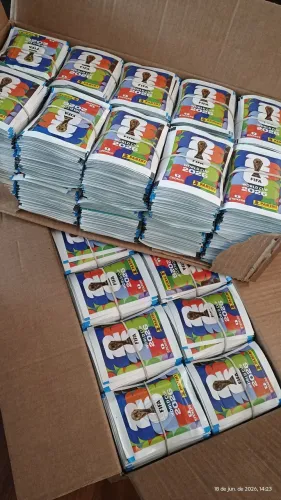 Kit 140 figurinhas Copa 2026 - 20 envelopes com 7 figurinhas