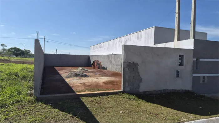 Terreno à venda em Parque itapê - SP