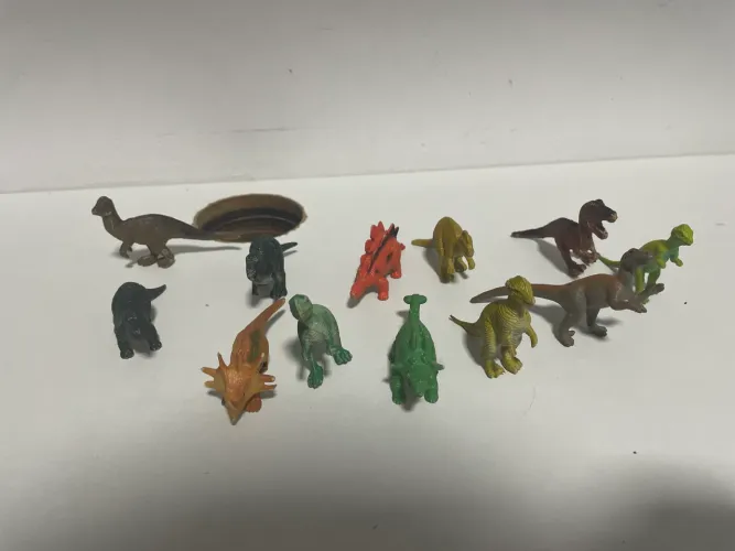 Conjunto 12 dinossauros de brinquedo