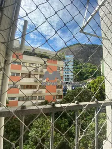 Apartamento : / Residencial / Copacabana