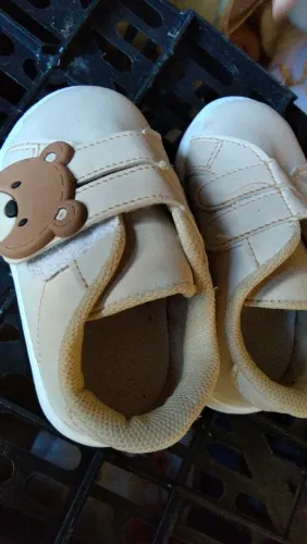 Roupas e sapatos menino