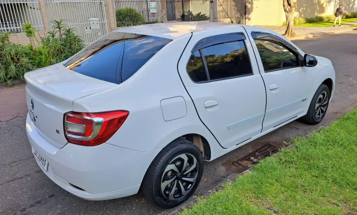 Renault Logan Zen Flex 1.6 16V 4P Mec. 2020