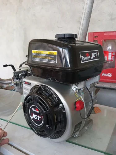 Motor toyama a gasolina 4p novo