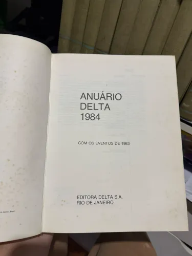 Anuários Delta Larousse 1977-1986