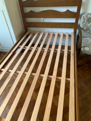 Linda cama Solteirão Madeira maciça Imbuia TAM Solteirão Nova 1,08X1,98m