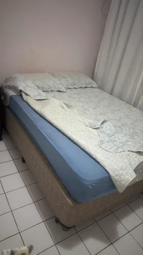 Vendo cama box casal base + colchão 
