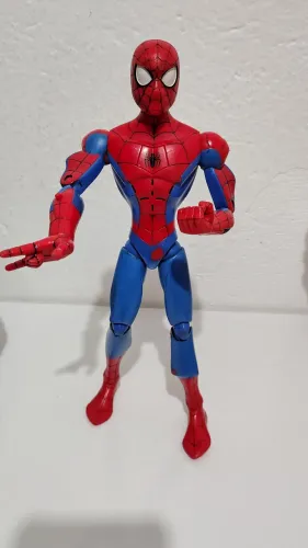 Boneco homem aranha figura de ação Marvel 2008 usado.