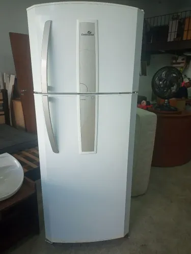 Geladeira Continental Frost Free