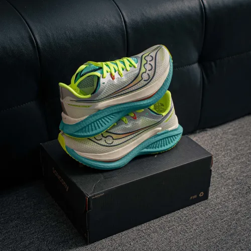 SAUCONY ENDORPHIN 5