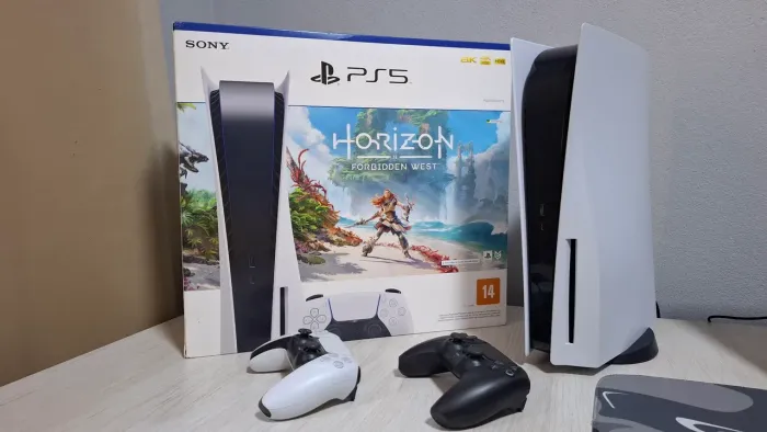 Vendo PS5 FAT com 2 controles